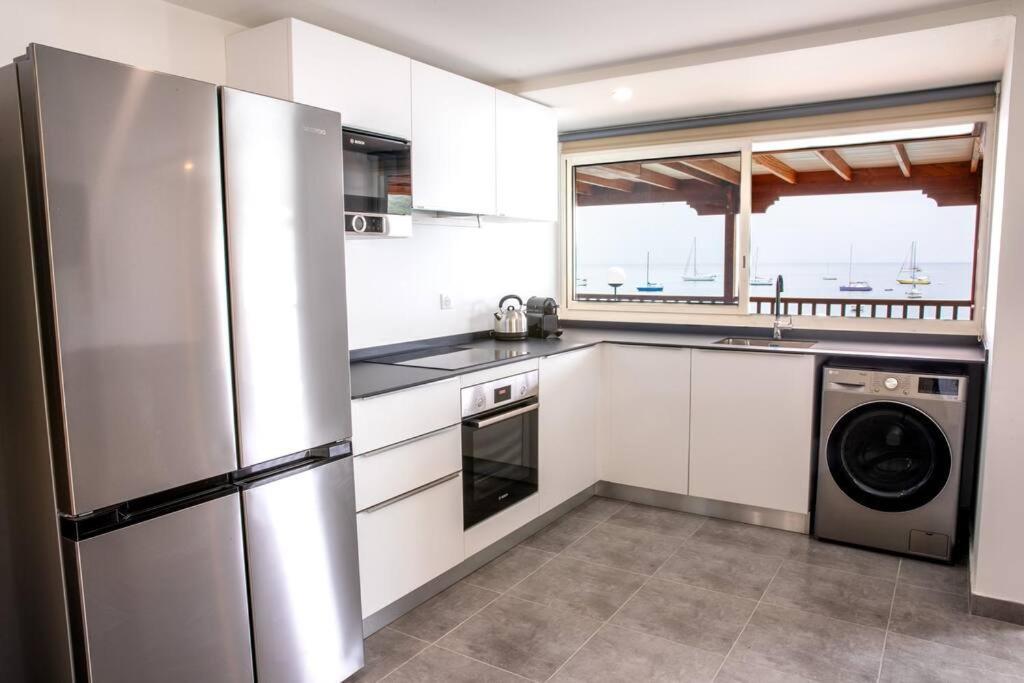 Ti Chill, Appartement 3 Pieces Neuf Front De Mer เลส์ อองซ์-ดิอาร์เลส ภายนอก รูปภาพ